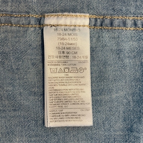 Baby Gap Chambray Shorty One-piece size 18-24 months EUC - Picture 9 of 11